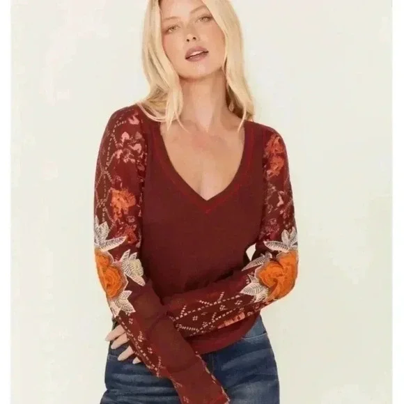 Free People Amara V-Neck Thermal Top in Garnet Grotto Size S Pullover Bl… - Picture 1 of 11
